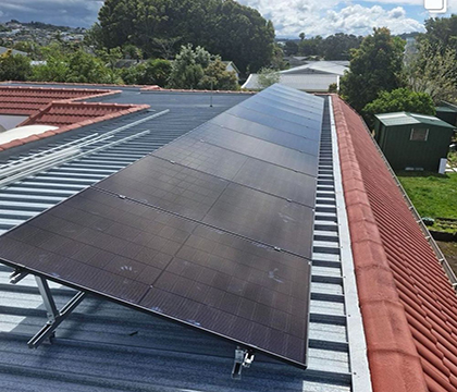 How to use solar mounts on metal roofs